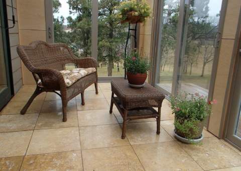 7 причин выбрать травертин для внешней отделки