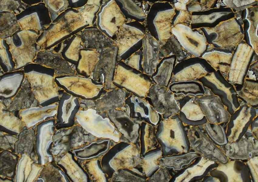 AGATE PHEONIX GIANT WITH GOLD