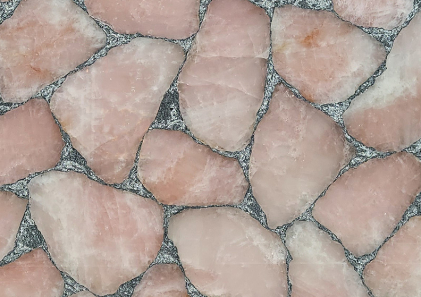 QUARTZ PINK WITH SILVER