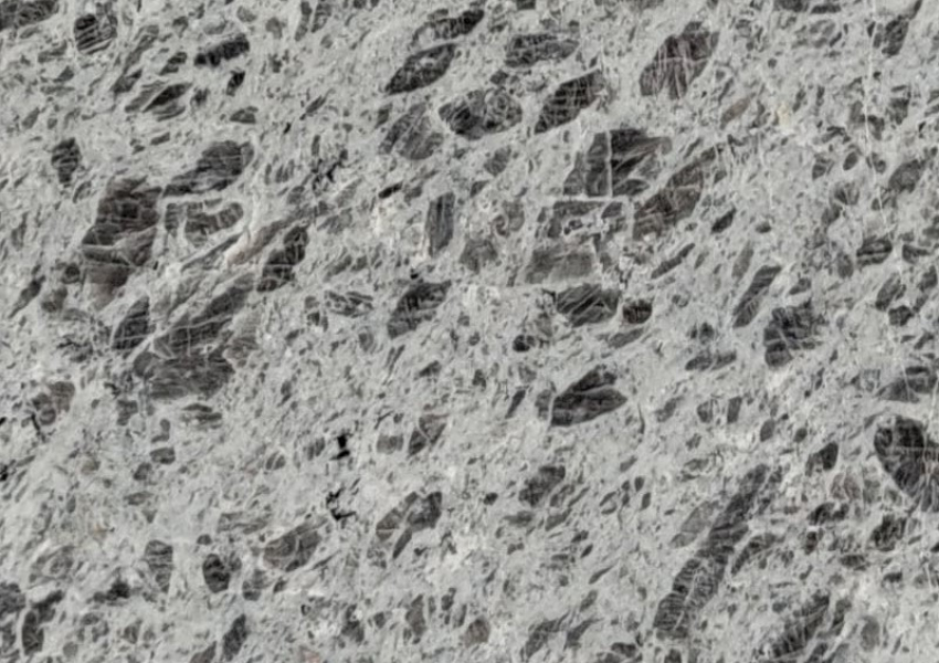 MADAGASCAR WHITE EXTRA